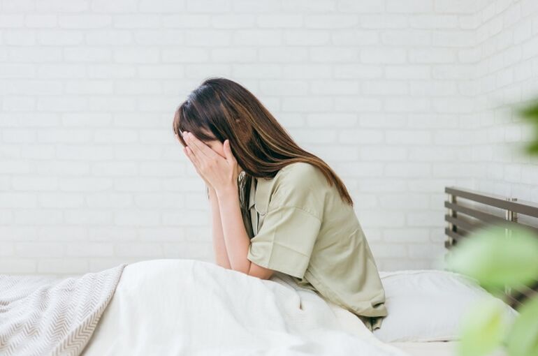 女性